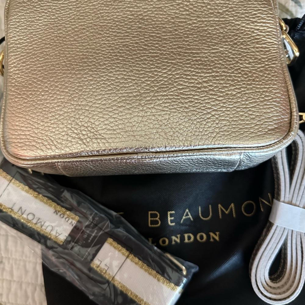 Ellie Beaumont gold leather crossbody